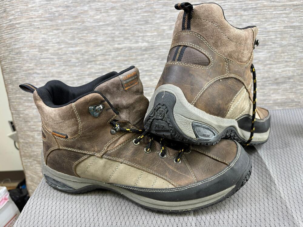 Dunham Boots Mens Size 15D Brown Leather Waterproof Snow Hiking Slip Resistant